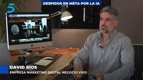 David Ríos en Informativos Telecinco, reportaje sobre despidos en Meta